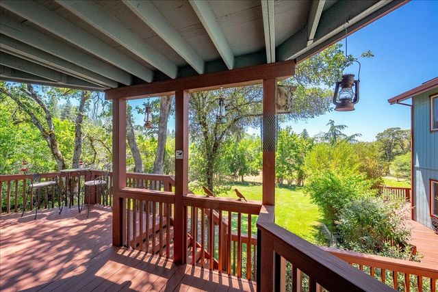 10947 E Lime Kiln Rd, Grass Valley, CA 95949