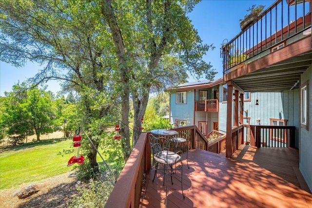 10947 E Lime Kiln Rd, Grass Valley, CA 95949