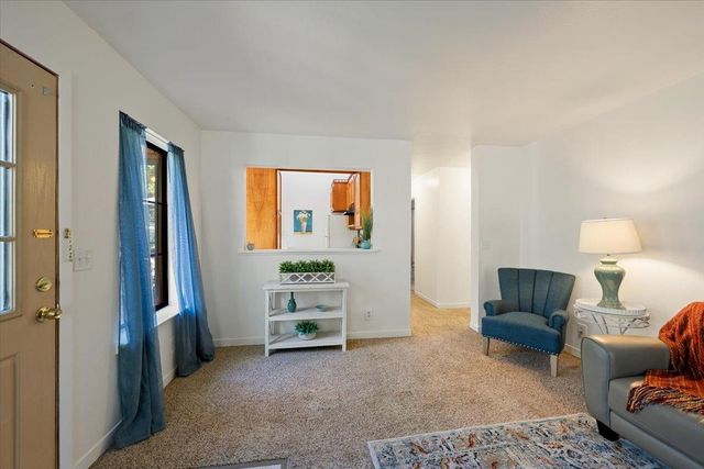 10947 E Lime Kiln Rd, Grass Valley, CA 95949