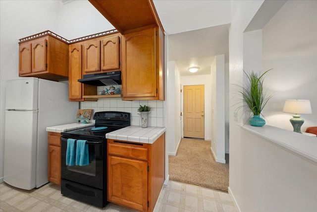 10947 E Lime Kiln Rd, Grass Valley, CA 95949