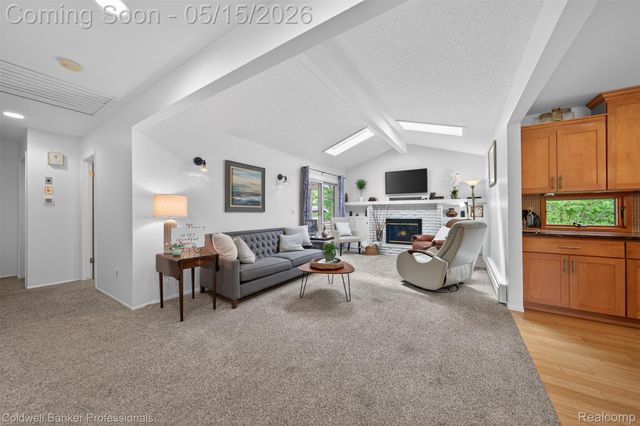 1186 Peveril Road, Bloomfield Charter Township, MI 48304