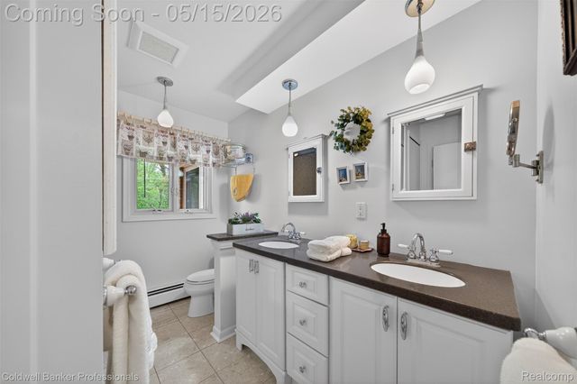 1186 Peveril Road, Bloomfield Charter Township, MI 48304