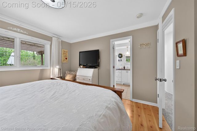 1186 Peveril Road, Bloomfield Charter Township, MI 48304