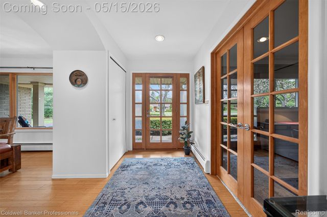 1186 Peveril Road, Bloomfield Charter Township, MI 48304