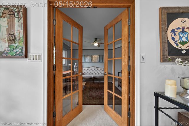 1186 Peveril Road, Bloomfield Charter Township, MI 48304