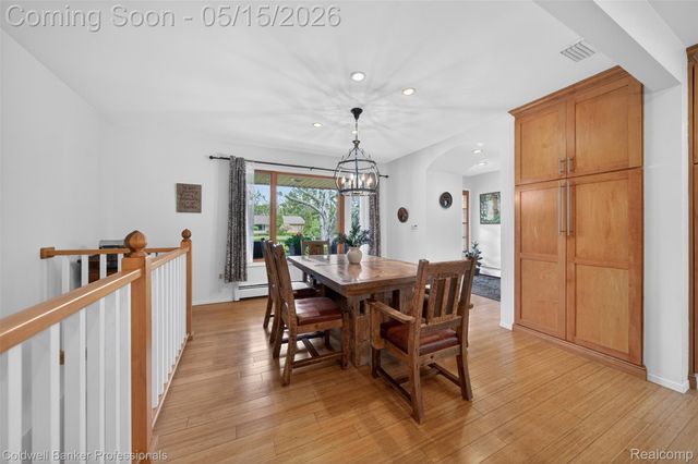 1186 Peveril Road, Bloomfield Charter Township, MI 48304