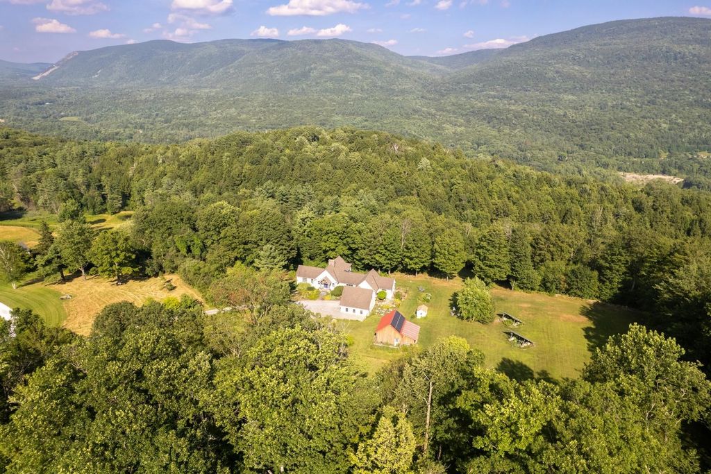 3261 West Hill Road, Wallingford, VT 05773