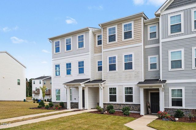 2541 Kasota Lane, Raleigh, NC 27610