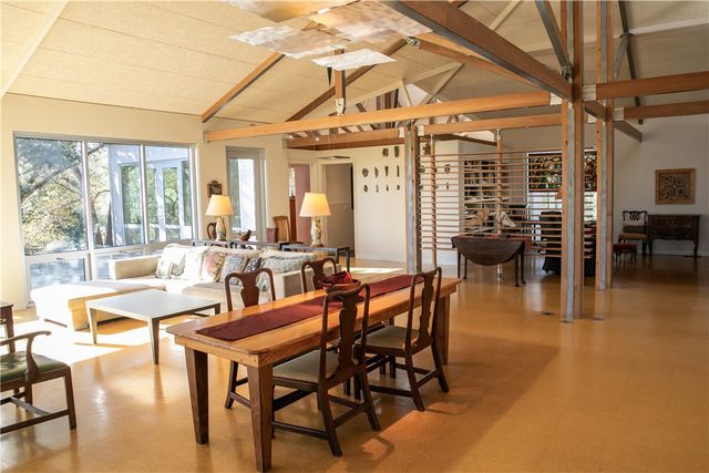 11107 Mt Falls School Road, Washington, TX 77880