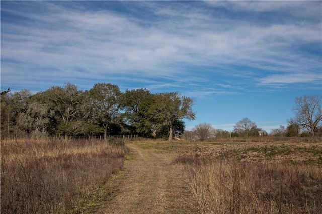 11107 Mt Falls School Road, Washington, TX 77880