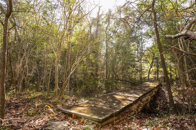 11107 Mt Falls School Road, Washington, TX 77880