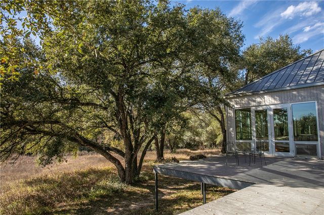 11107 Mt Falls School Road, Washington, TX 77880