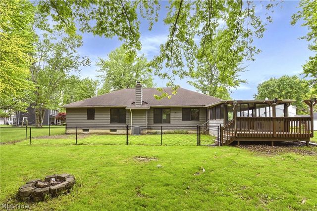 32078 Willow Circle, Avon Lake, OH 44012