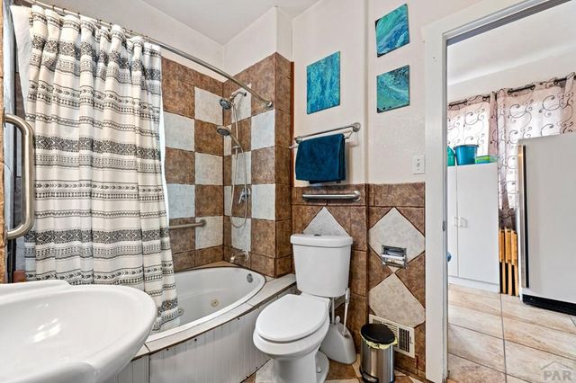 1802 E Routt Ave, Pueblo, CO 81004