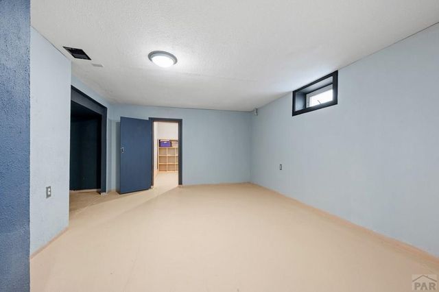 1802 E Routt Ave, Pueblo, CO 81004