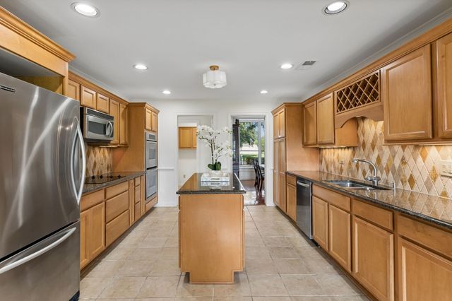 1011 Villa Siete, Mesquite, TX 75181