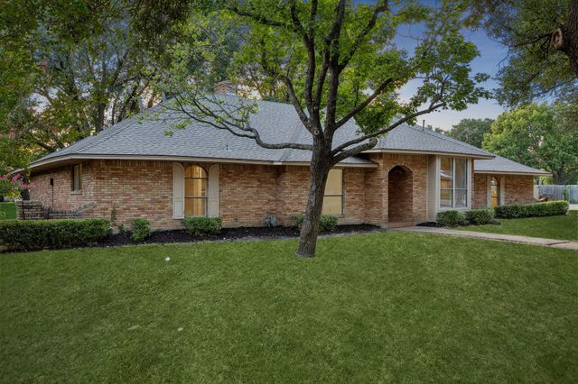 1011 Villa Siete, Mesquite, TX 75181