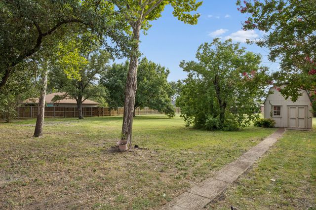 1011 Villa Siete, Mesquite, TX 75181