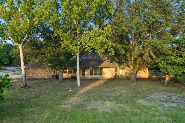 1011 Villa Siete, Mesquite, TX 75181