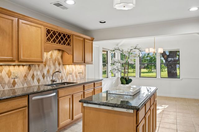 1011 Villa Siete, Mesquite, TX 75181