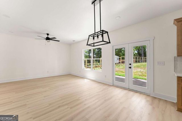 172 Llewellyn Street, Clarkesville, GA 30523