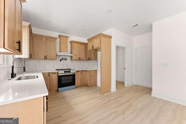 172 Llewellyn Street, Clarkesville, GA 30523