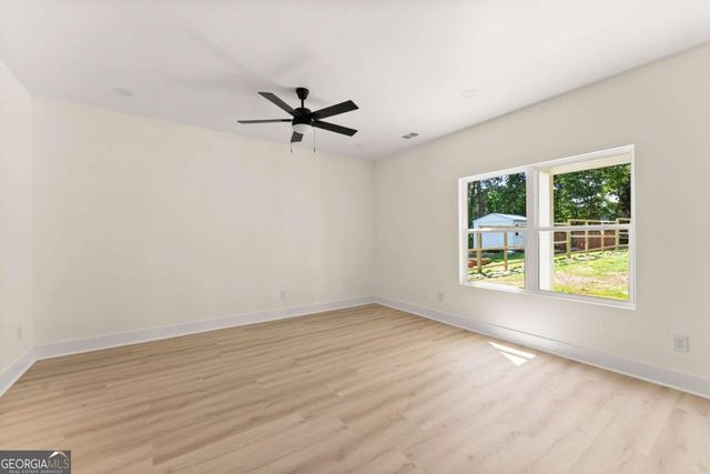 172 Llewellyn Street, Clarkesville, GA 30523