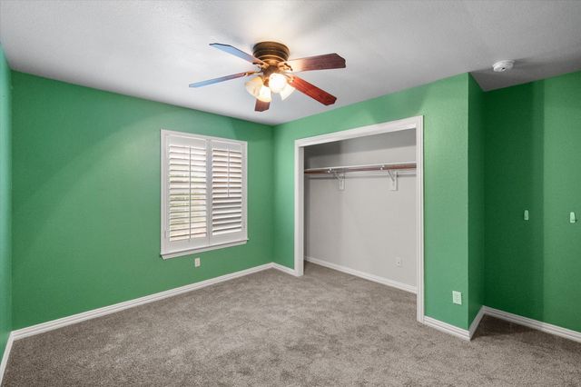 6211 Fox Hunt Drive, Arlington, TX 76001