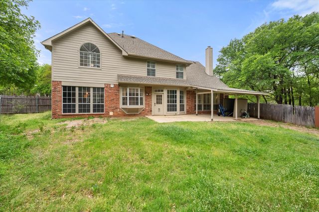 6211 Fox Hunt Drive, Arlington, TX 76001