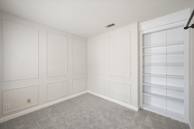 6211 Fox Hunt Drive, Arlington, TX 76001