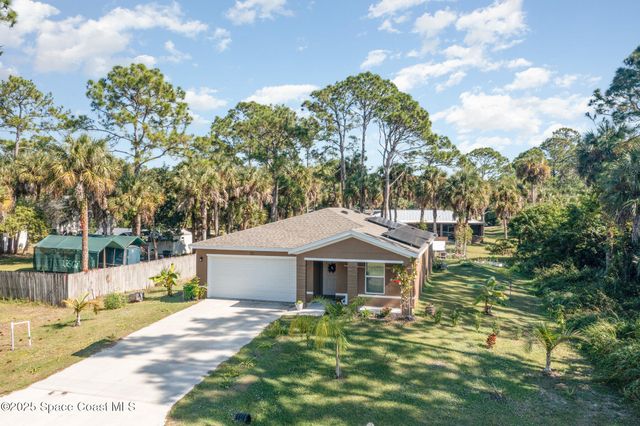 711 Darlington Avenue SW, Palm Bay, FL 32908