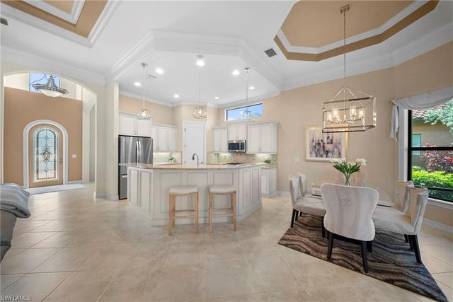 6347 Serano WAY, Naples, FL 34113