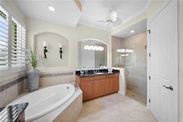 6347 Serano WAY, Naples, FL 34113