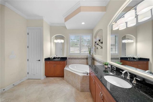 6347 Serano WAY, Naples, FL 34113