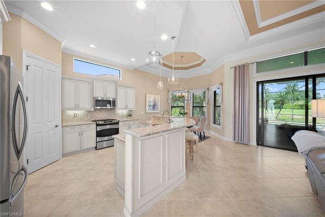 6347 Serano WAY, Naples, FL 34113