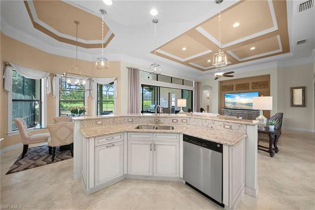 6347 Serano WAY, Naples, FL 34113
