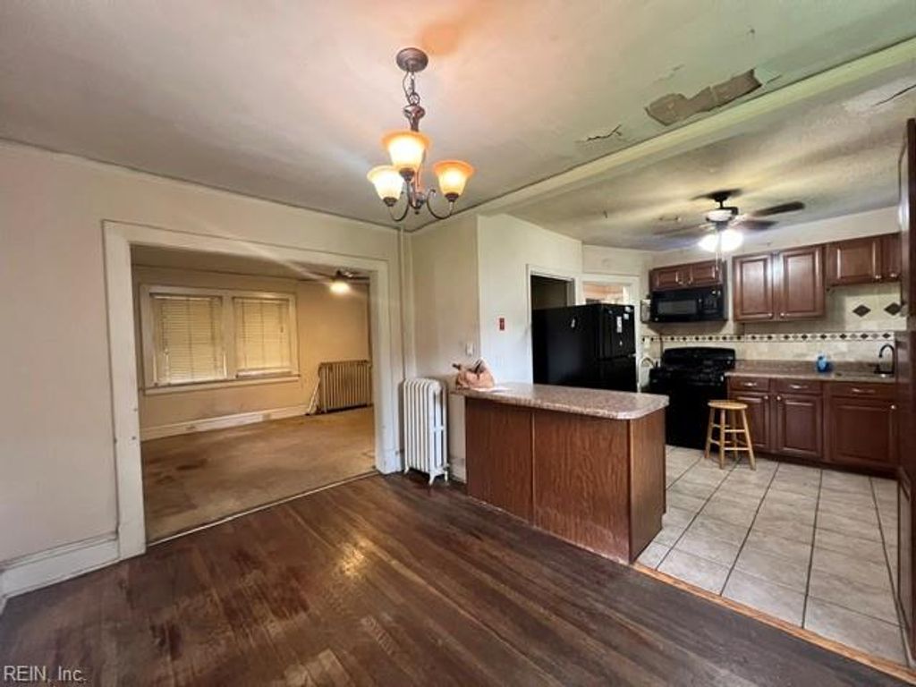 2816 Somme AVE, Norfolk, VA 23509