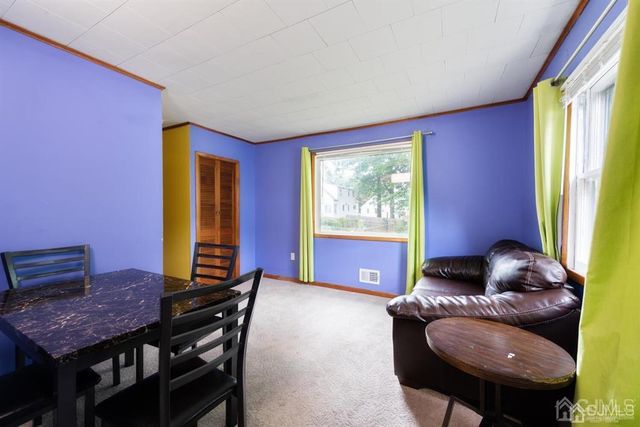 8 Kelly Street, Metuchen, NJ 08840