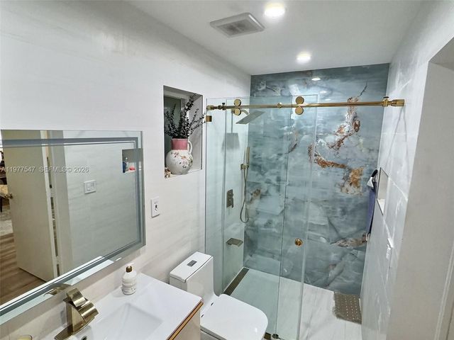 3911 SW 61st Ave, Miami, FL 33155