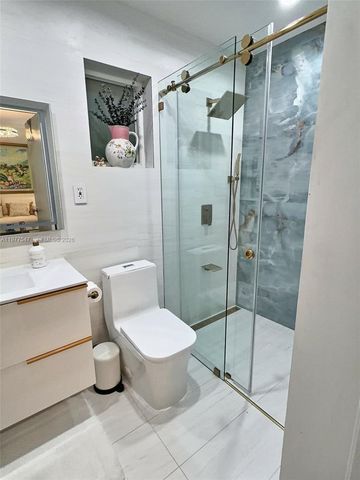 3911 SW 61st Ave, Miami, FL 33155