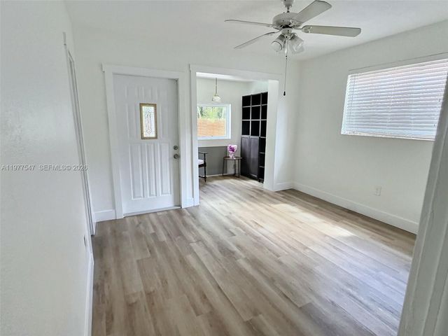 3911 SW 61st Ave, Miami, FL 33155