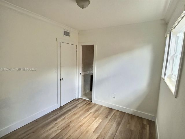 3911 SW 61st Ave, Miami, FL 33155