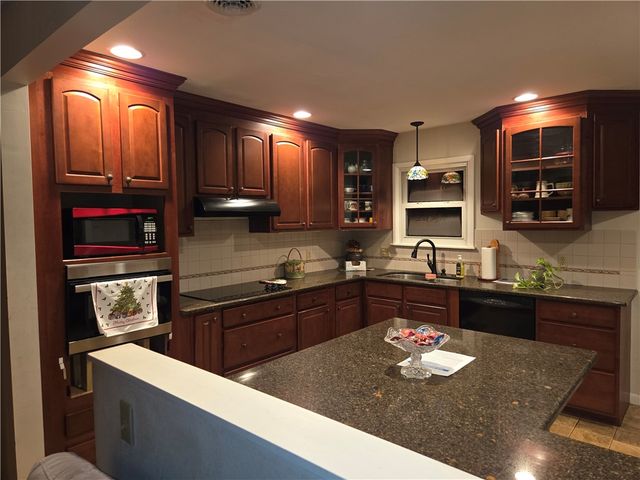 127 Burkeshire Drive, Horseheads, NY 14845