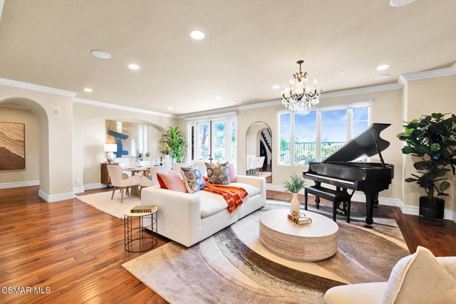 27 Rose Trellis, Irvine, CA 92603