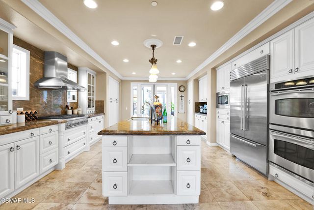 27 Rose Trellis, Irvine, CA 92603