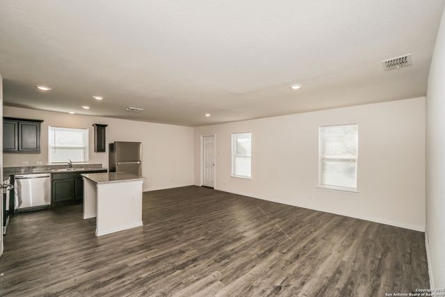 5338 Natho, San Antonio, TX 78222