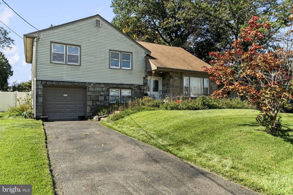 440 WILLOW DR, CINNAMINSON, NJ 08077 — exterior