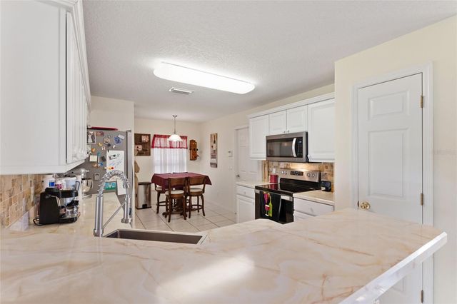 144 MORNING GLORY CIRCLE, Winter Haven, FL 33884