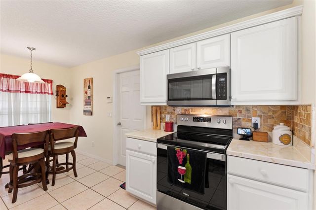 144 MORNING GLORY CIRCLE, Winter Haven, FL 33884