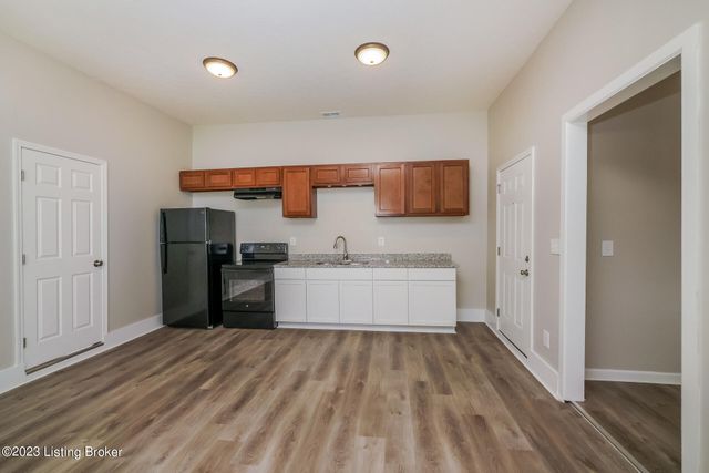 3409 Vermont Ave, Louisville, KY 40211